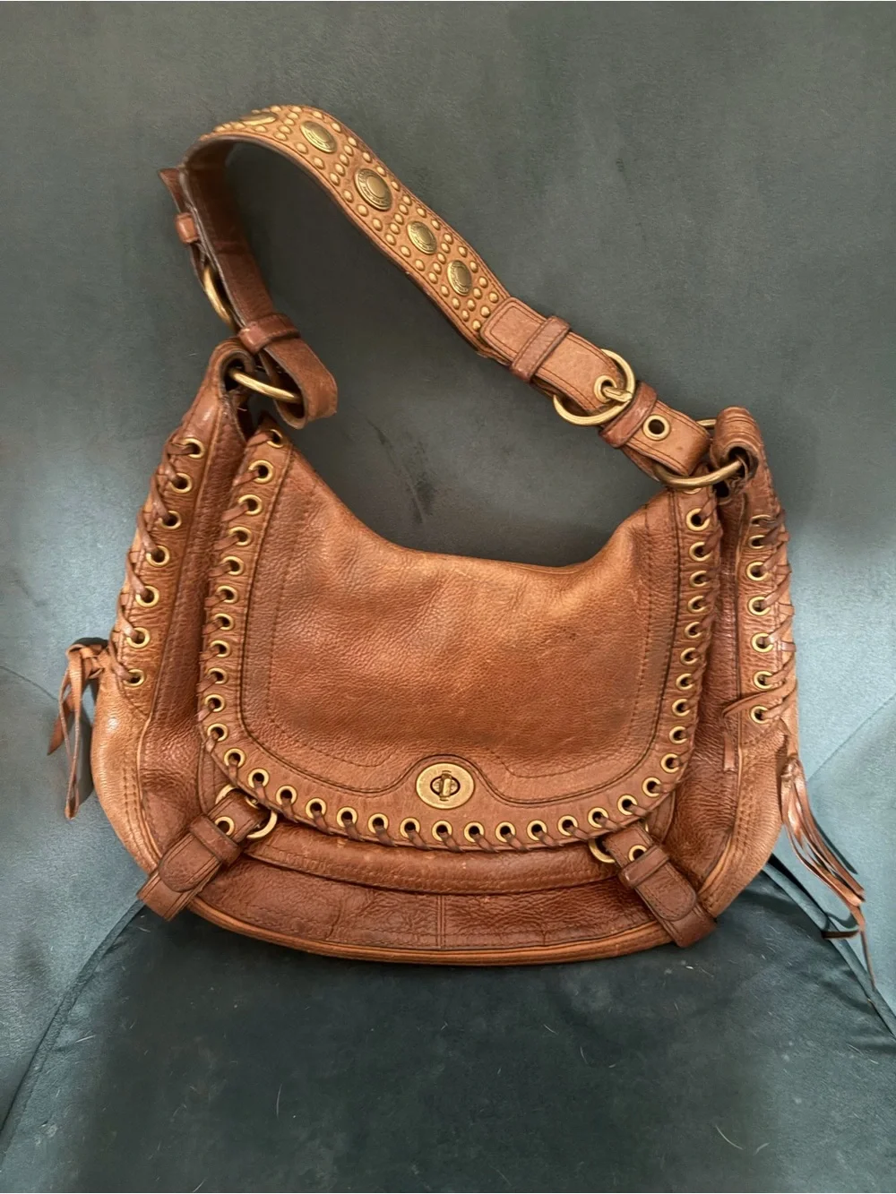 Coach- Vintage Coach Abby Chelsea hobo bag. Stud-Detail Cognac Shoulder bag